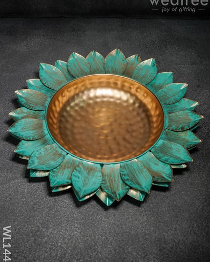 Metal Lotus Urli - Medium -Wl1444 Decor