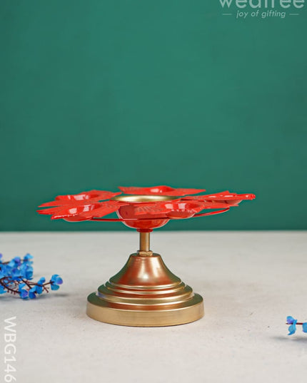 Metal Urli With Lotus Diya - Wbg1468 Decor