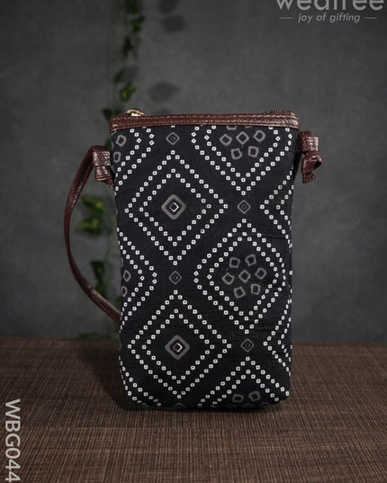 Mobile Sling Bag - Assorted Print Design Wbg0443 Clutches & Purses