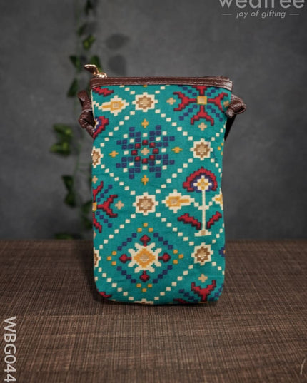 Mobile Sling Bag - Assorted Print Design Wbg0443 Clutches & Purses