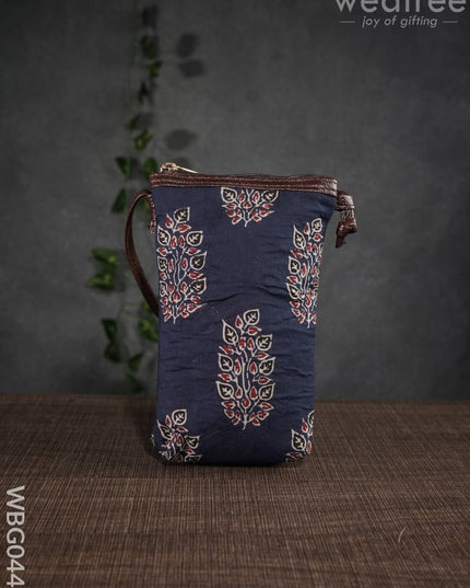 Mobile Sling Bag - Assorted Print Design Wbg0443 Clutches & Purses