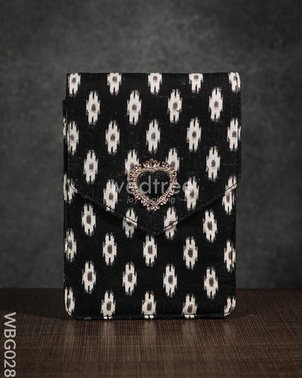 Multicoloured Hand Bag With Black Sling - Wbg0280 Bags