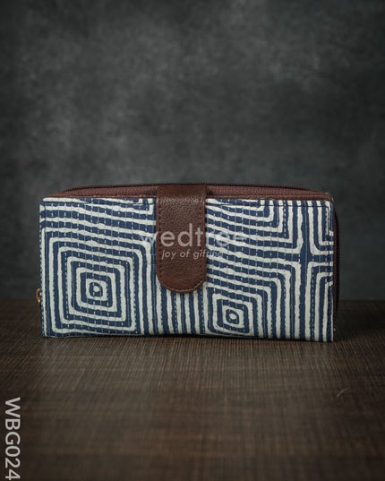Multidesigned Handy Pouch With Clasp Lock For Ladies - Medium Wbg0248 Clutches & Purses
