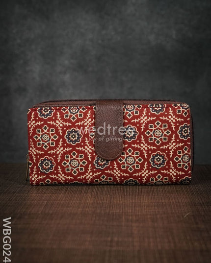 Multidesigned Handy Pouch With Clasp Lock For Ladies - Medium Wbg0248 Clutches & Purses