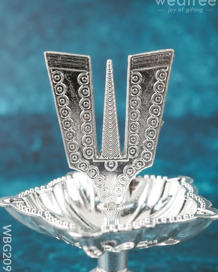 Namam Diya - 3 inch - WBG2097 - White Metal Diya RG