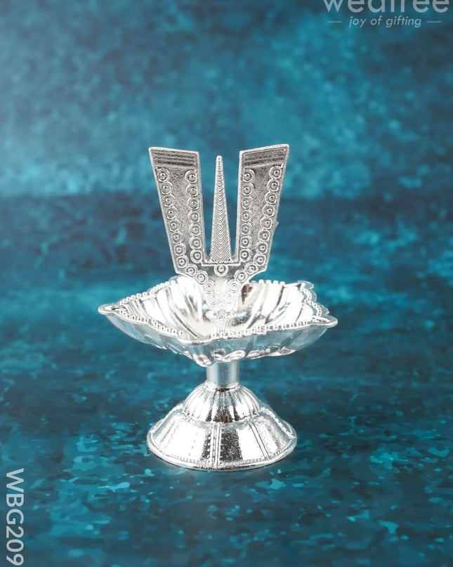 Namam Diya - 3 inch - WBG2097 - White Metal Diya RG