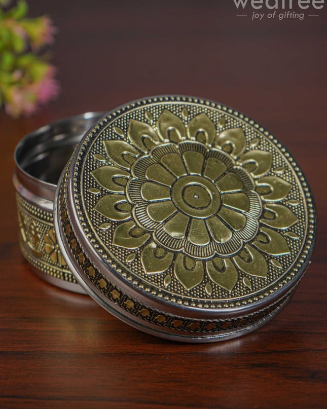 Gold Oxidised Poori Box - Wbg1070 Utensils