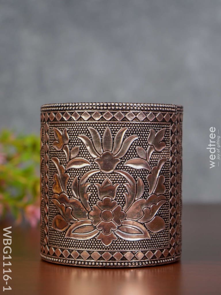 Oxidised Penstand With Floral Design - Wbg1116