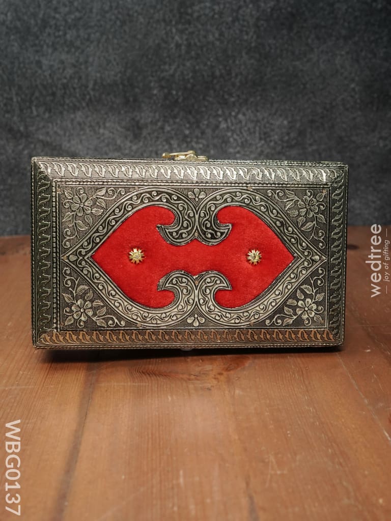 Oxidised Red Velvet Dry Fruit Box With Floral Design - 10X6Inches Wbg0137