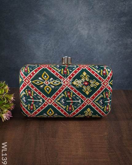 Patola Print Wallet - Wl1394 Clutches And Purses