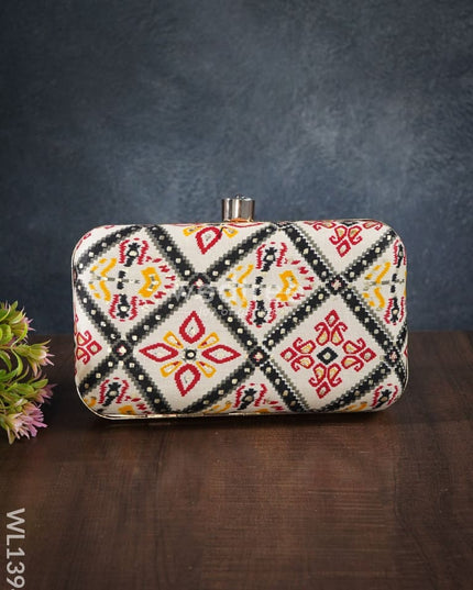 Patola Print Wallet - Wl1394 Clutches And Purses
