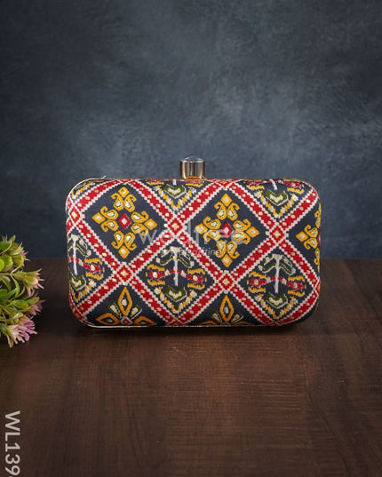 Patola Print Wallet - Wl1394 Clutches And Purses
