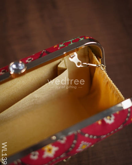 Patola Print Wallet - Wl1394 Clutches And Purses