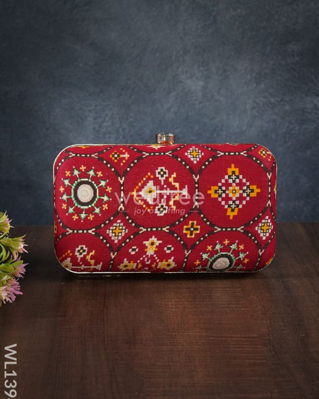 Patola Print Wallet - Wl1394 Clutches And Purses