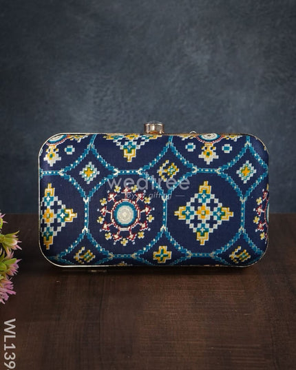 Patola Print Wallet - Wl1394 Clutches And Purses