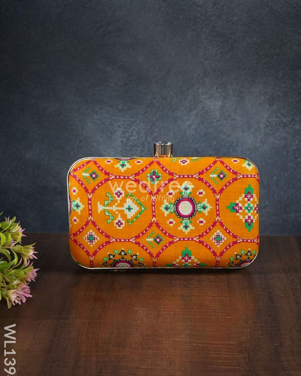 Patola Print Wallet - Wl1394 Clutches And Purses