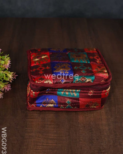 Patola Printed Jewel Pouch - Small Wbg0936 Jewellery Holders