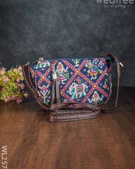 Patola Printed Sling Bag - Wl2578 Bags