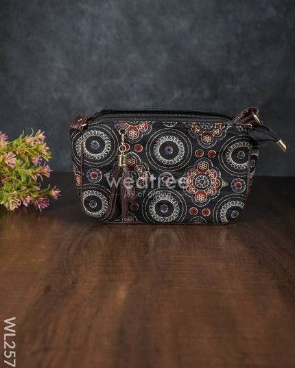 Patola Printed Sling Bag - Wl2578 Bags