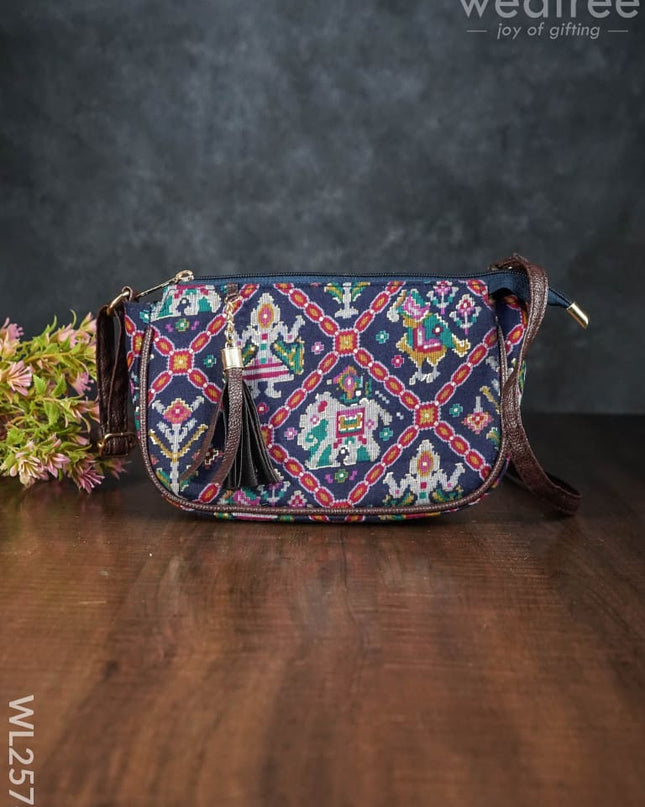 Patola Printed Sling Bag - Wl2578 Bags