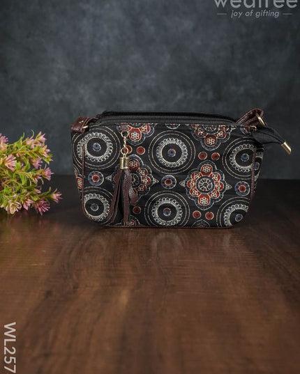 Patola Printed Sling Bag - Wl2578 Bags