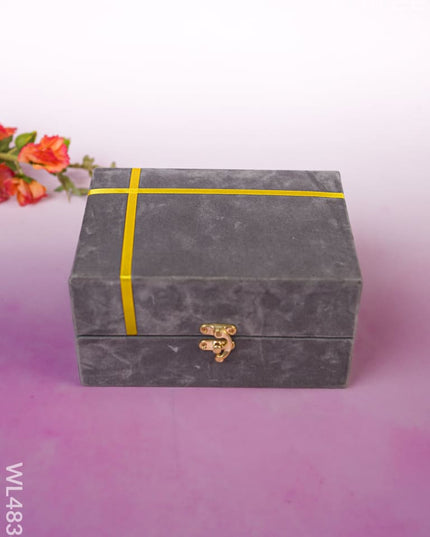 Pichwai Dryfruit Jar with Tray - WL4838 Dry Fruit Box