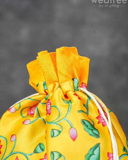 Pichwai Print String Bag - Wbg1033 Bags