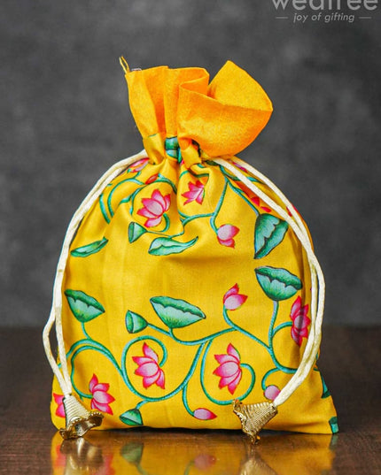 Pichwai Print String Bag - Wbg1033 Bags
