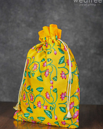 Pichwai Print String Bag - Wbg1033 Bags