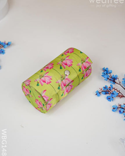 Pichwai Printed Bangle Holder - Wbg1488 Jewellery Holders Rg