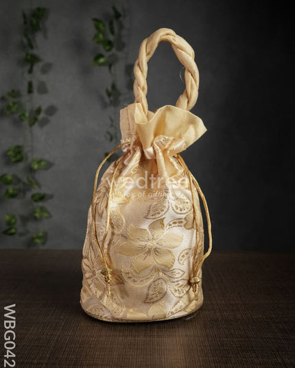 Potli Bag With Flower Embroidery - Wbg0421 Bags