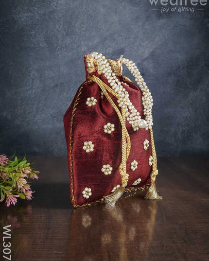 Potli Bag With Pearl Handle And Golden Drawstring - Wl3070 Bags
