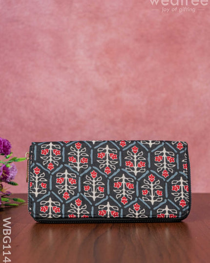 Printed Fabric Clutch - Wbg1144 Clutches & Purses