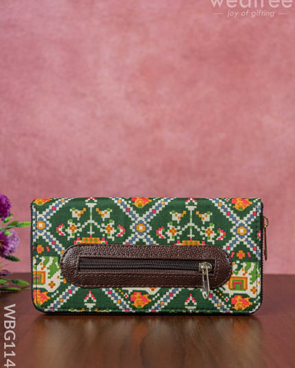 Printed Fabric Clutch - Wbg1144 Clutches & Purses