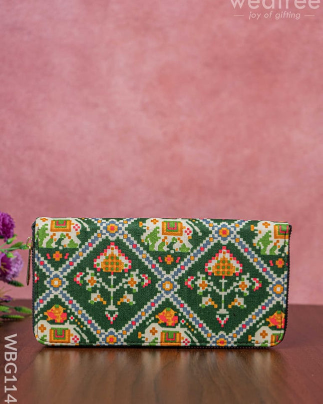 Printed Fabric Clutch - Wbg1144 Clutches & Purses