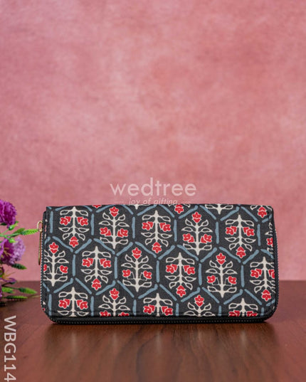 Printed Fabric Clutch - Wbg1144 Clutches & Purses