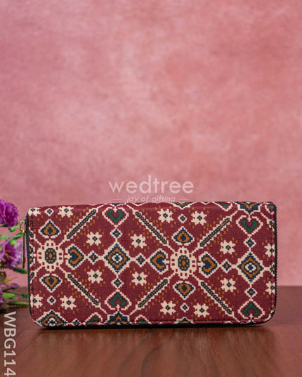 Printed Fabric Clutch - Wbg1144 Clutches & Purses