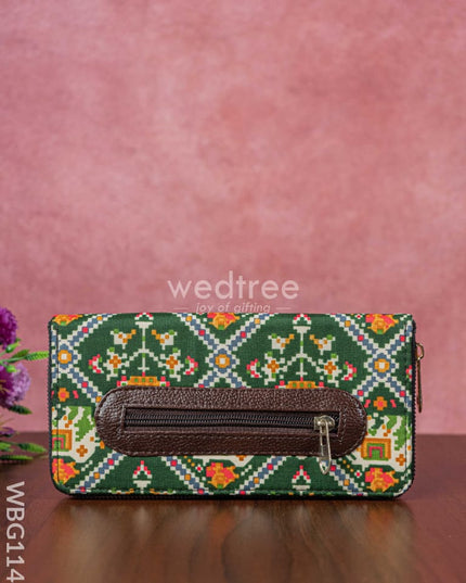 Printed Fabric Clutch - Wbg1144 Clutches & Purses