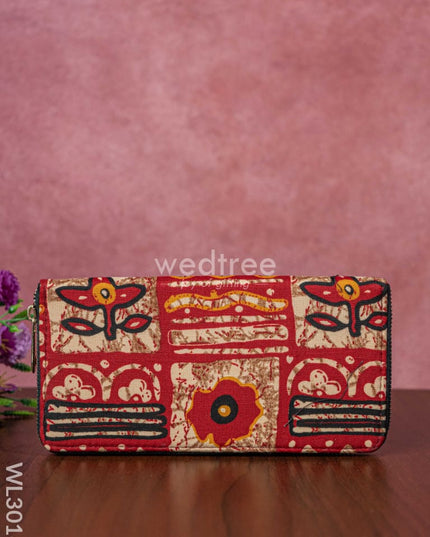 Printed Fabric Clutch With Faux Leather Handle - Wl3016 Clutches And Purses