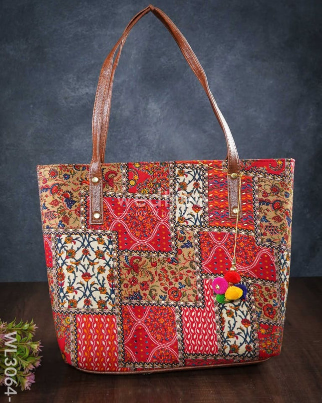 Printed Fabric Hand Bag With Leather Base - Wl3064 1 Regular Handbags