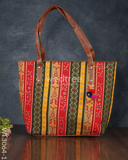 Printed Fabric Hand Bag With Leather Base - Wl3064 10 Regular Handbags