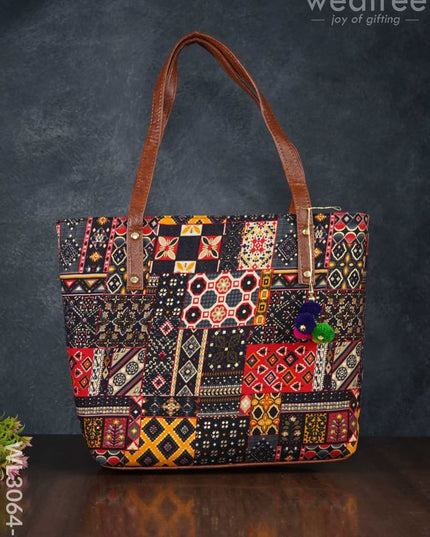 Printed Fabric Hand Bag With Leather Base - Wl3064 9 Regular Handbags