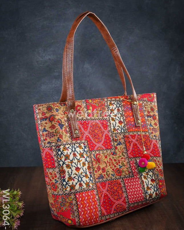 Printed Fabric Hand Bag With Leather Base - Wl3064 Regular Handbags