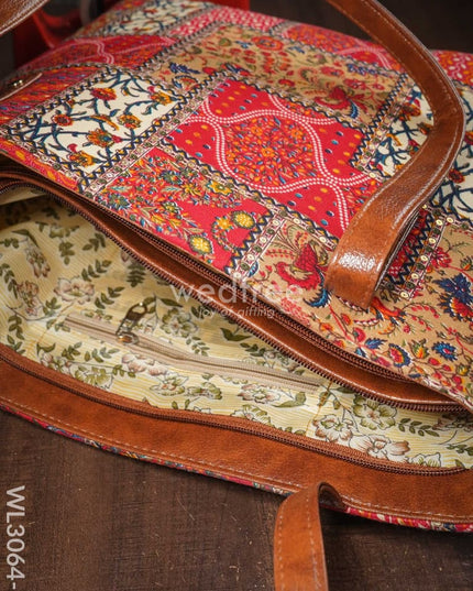 Printed Fabric Hand Bag With Leather Base - Wl3064 Regular Handbags
