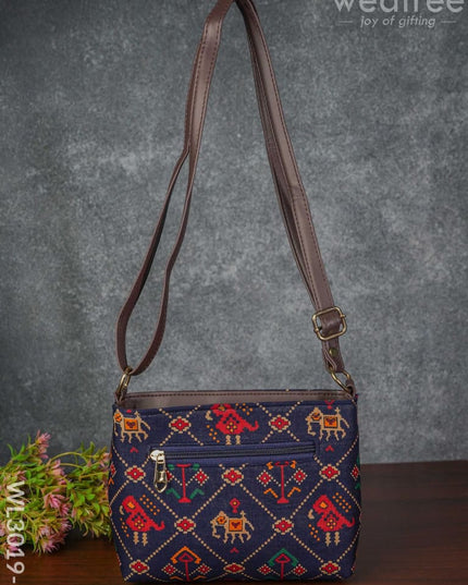 Printed Fabric Sling Bag With Faux Leather Handle - Wl3019-2 Bags