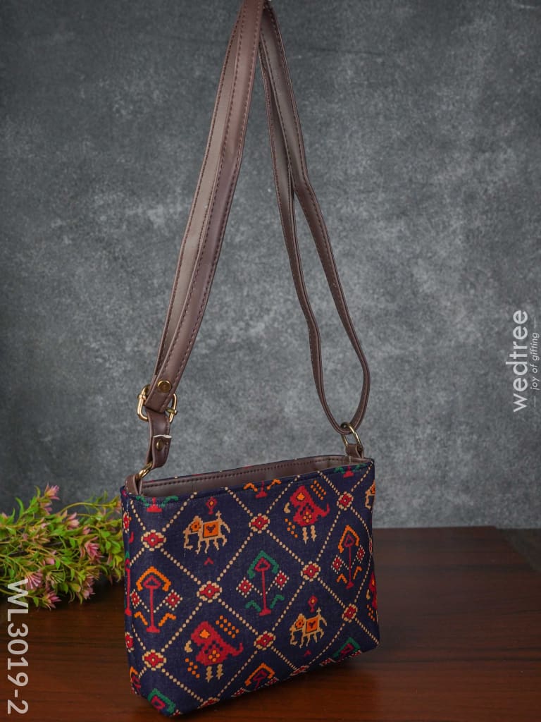 Printed Fabric Sling Bag With Faux Leather Handle - Wl3019-2 Bags