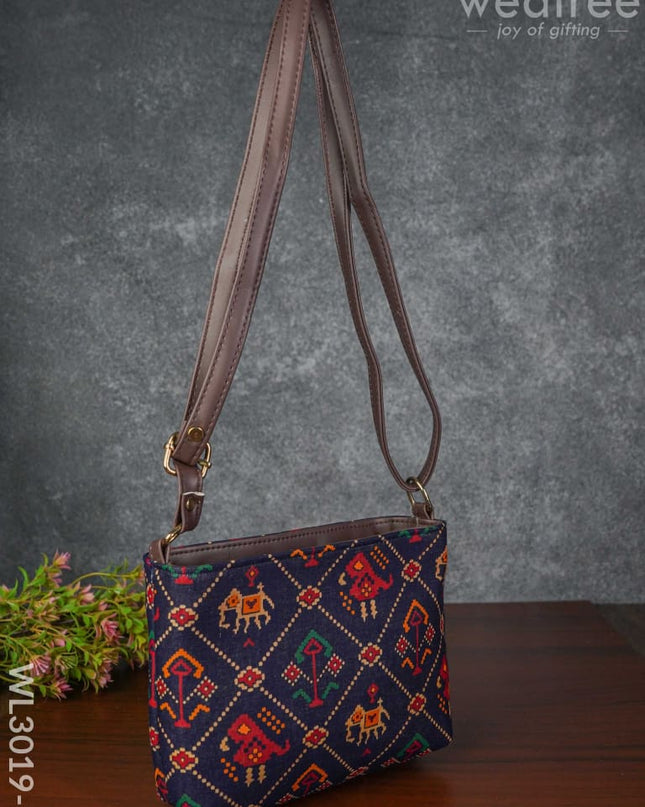 Printed Fabric Sling Bag With Faux Leather Handle - Wl3019-2 Bags