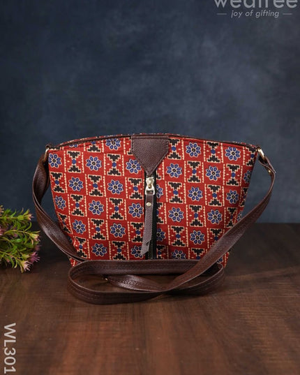 Printed Fabric Sling Bag - Wl3018 Bags