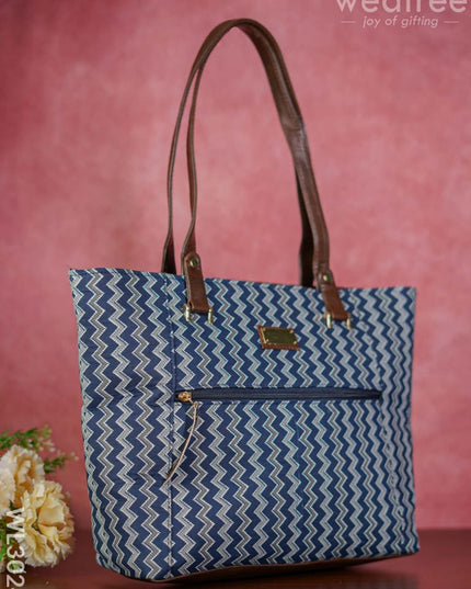 Printed Hand Bag With Faux Leather Handles & Base - Wl3024 Regular Handbags