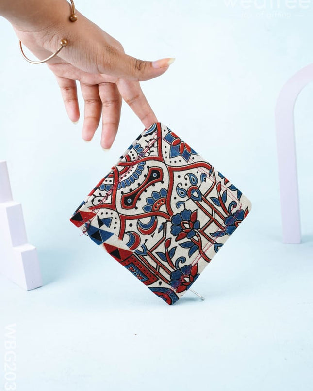 Printed Wallet - WBG2039 - Clutches & Purses